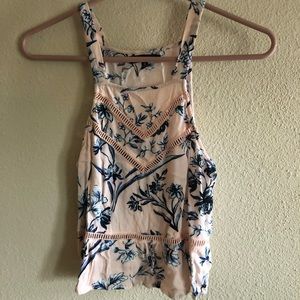 💕cute summer crop tank 💕